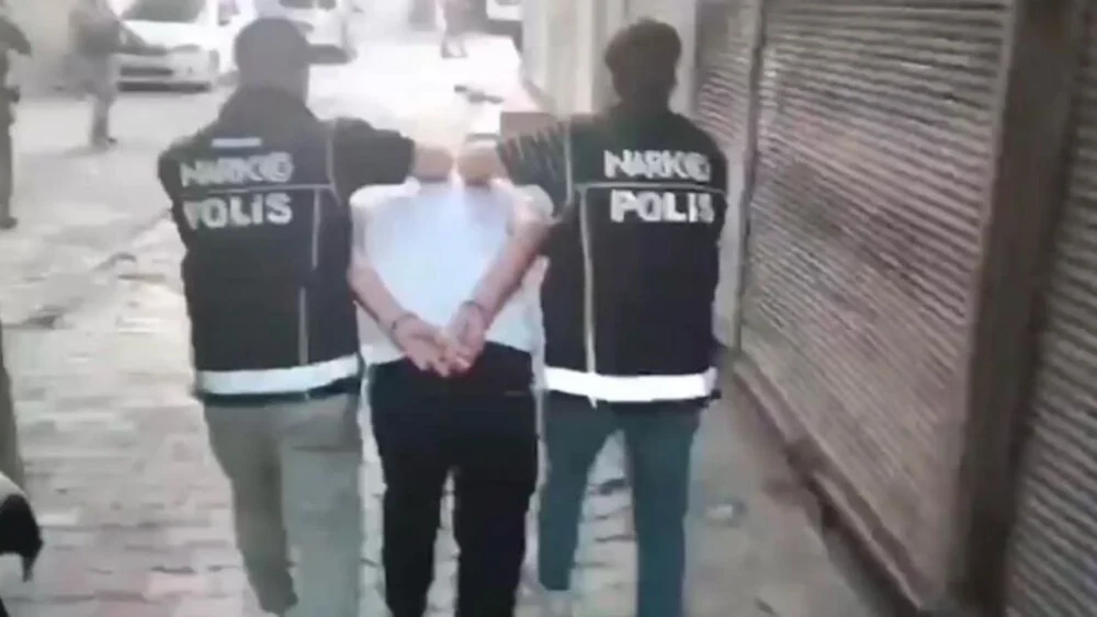 Diyarbakır'da "sokaklar güvende" operasyonu: 26 kişi tutuklandı