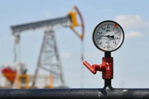 Ortadoğu gerilimi fiyatları vurdu: Petrol 97 doları aştı