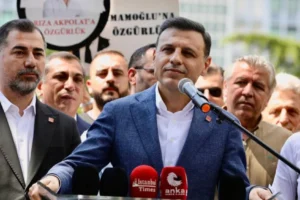Özgür Çelik'ten Üsküdar'da seçim öncesi operasyona tepki: "Bu yöntem kaybedenlerin yöntemidir"