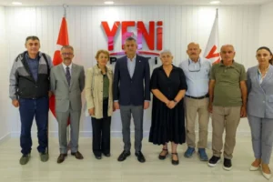 Özgür Özel, 10 Ekim Barış Derneği heyetiyle görüştü