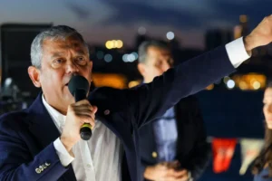 Özgür Özel'den seçim mesajı: Artık saflar netleşmiştir