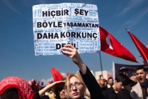 People against the politics of the establishment