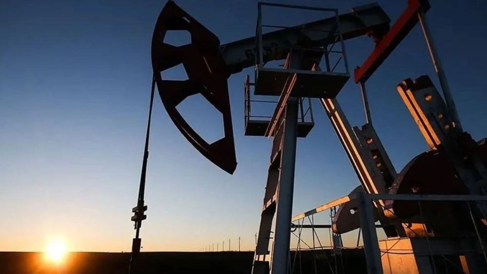Petrol fiyatlarında düşüş sürüyor
