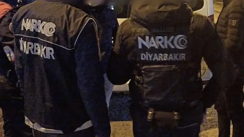 Diyarbakır narkotik ekiplerinden soluksuz operasyon: 11 baskında 4 tutuklama!