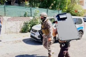 İstanbul’da kiracı, ev sahibi çifte silahla ateş açtı: Ölü ve ağır yaralı var