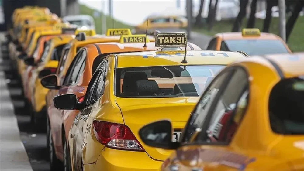 Resmi Gazete'de yayımlandı: İBB, 250 uygulama bazlı taksi plakasını ihaleye çıkaracak