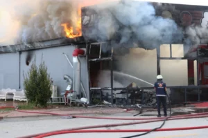 Sakarya'da restoranda yangın