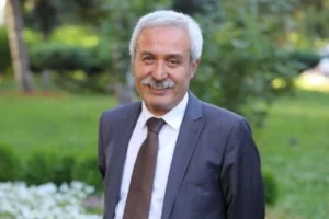 Selçuk Mızraklı yarın Diyarbakır’a geliyor: Uçak saati belli oldu!