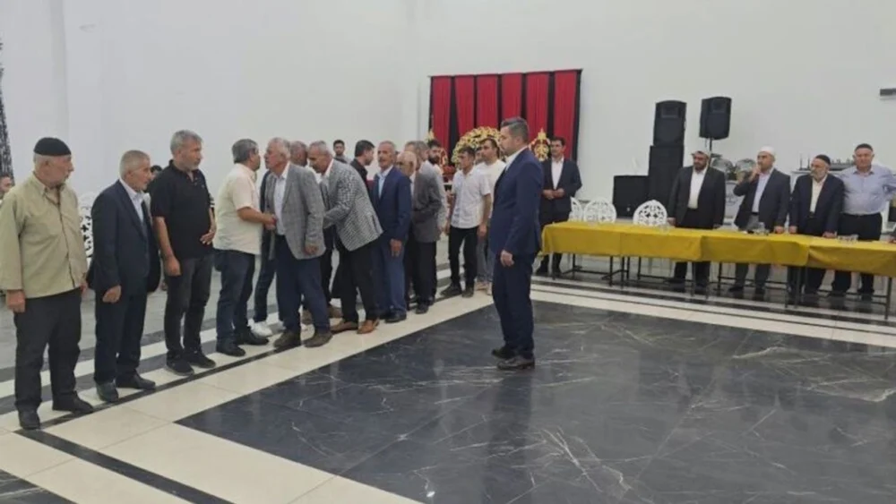 Diyarbakır’da iki aile arasındaki kan davası barışla sonuçlandı