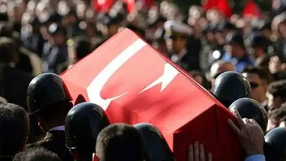 Şırnak'ta bir polis trafik kazasında hayatını kaybetti