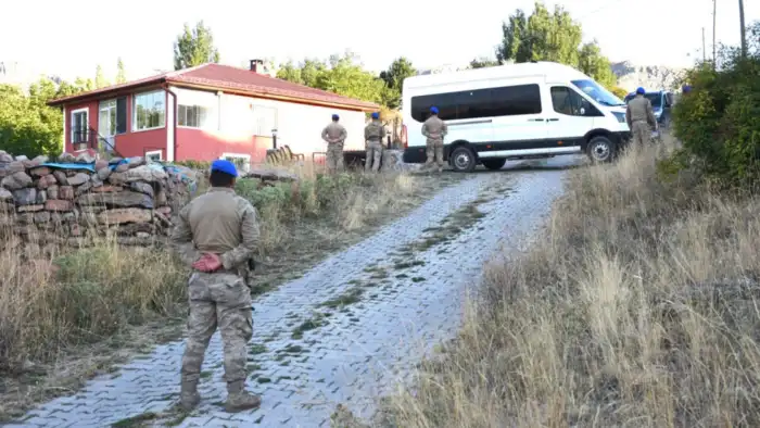 Sivas'ta kayıp 11 aylık bebek aranıyor: Ailenin 4 çocuğu devlet korumasına alındı