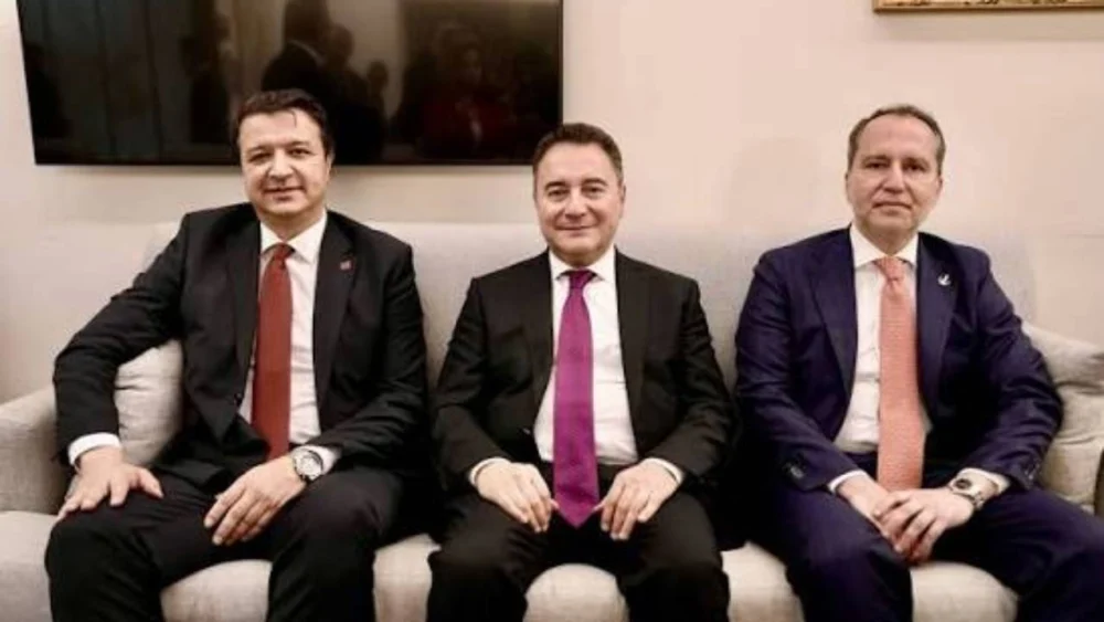 Siyasette üçlü ittifak: Yeni partiler katılabilir