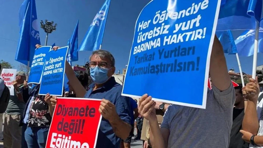 SOL Parti'den eğitim açıklaması: "Zorunlu, kamusal ve karma eğitimden vazgeçmeyeceğiz”