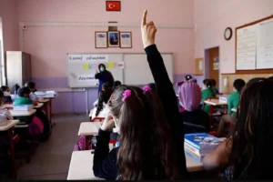 Sonuçlar kamusal eğitimin direnişidir