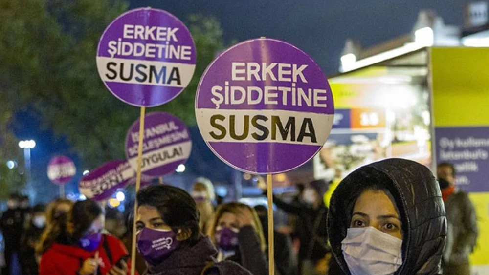 Sultanbeyli'de bir kadın, eski nişanlısı tarafından darp edildi
