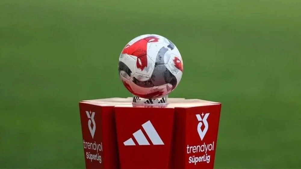 BÜGÜN HANGİ MAÇLAR VAR? | Trendyol Süper Lig’de Haftanın Programı: Fenerbahçe, Galatasaray, Beşiktaş ve Trabzonspor'un maçları hangi gün saat kaçta?