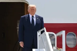 Trump 12 ülkenin Filistin topraklarını işgal eden İsrail yerleşimlerine ticaret yasağını değerlendirdi