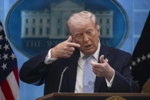 Trump'tan Hürmüz Boğazı ve İran açıklaması: 'Nükleer silaha asla sahip olamayacaklar'