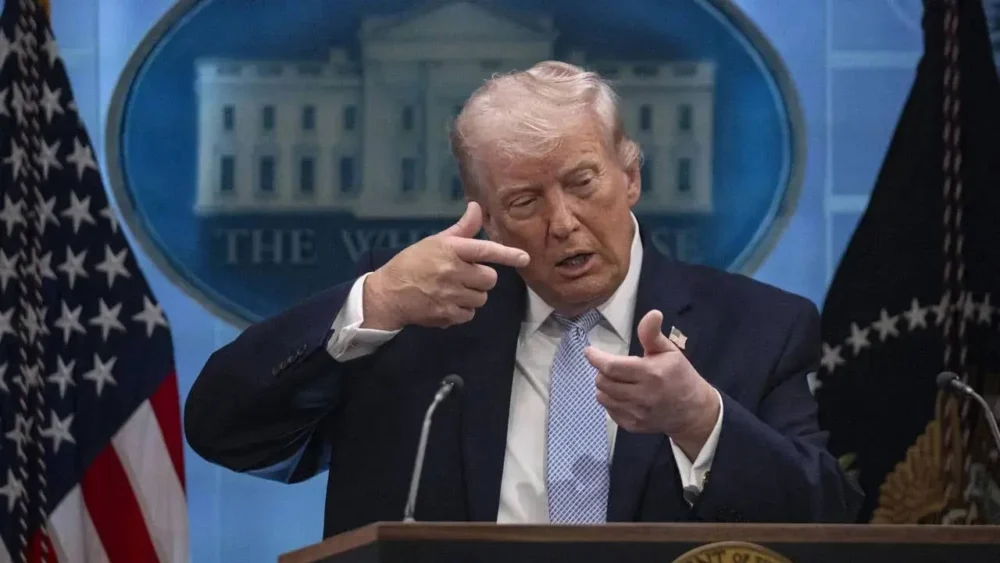 Trump'tan Hürmüz Boğazı ve İran açıklaması: 'Nükleer silaha asla sahip olamayacaklar'