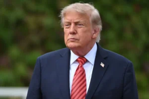 Trump'tan İran'a tehdit: "Çok büyük şeyler olacak"