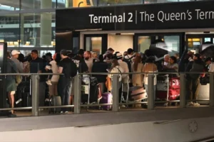 Türkiye'den Londra seferlerinde iptal ve gecikmeler yaşanıyor