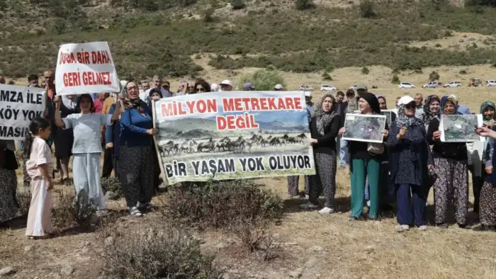 Uşak'ta 6 köyün sakinlerinden Murat Dağı'ndaki maden çalışmalarına tepki