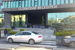 Üsküdar Belediyesi soruşturması: Belediye Başkan Yardımcısı dahil 3 kişi tutuklanma talebiyle hakimliğe sevk edildi