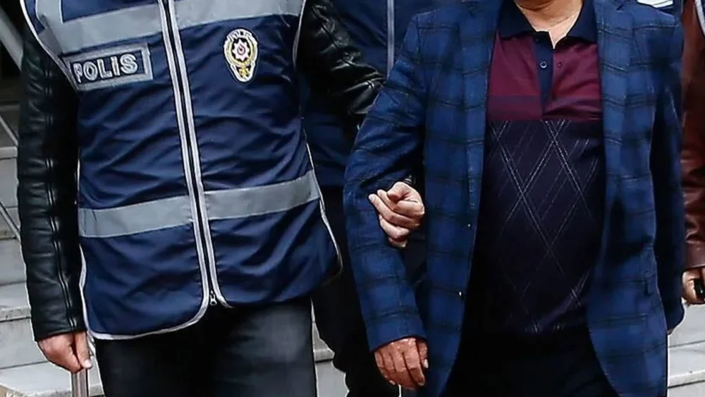 Valilik açıkladı: Afyon’da düğünde havaya ateş açan kişi tutuklandı