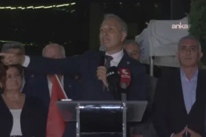 YENİ Parti'den "Üsküdar'ın İradesi Yok Sayılamaz" buluşması: "Sinem Dedetaş diz çökmedi, çökmeyecek!"