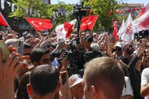 YENİ Parti'den 12 Eylül'de Üsküdar'da miting kararı