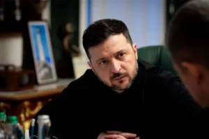 Zelenski: ABD yaptırım tasarısını onaylarken Rusya 8 bölgeyi vurdu