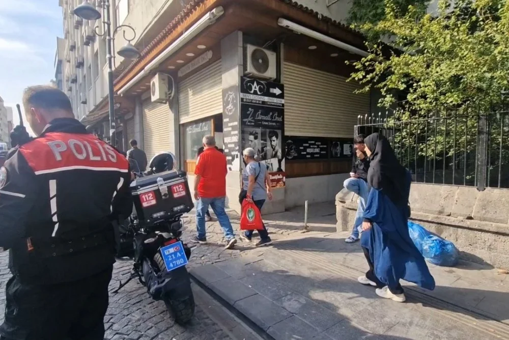 Diyarbakır'da silahlı saldırı: İki kişi yaralandı, bir şüpheli gözaltında