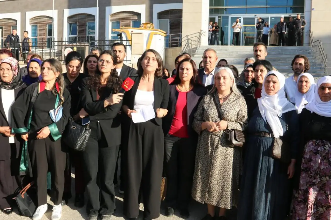 Fail avukatından cinsel saldırıya uğrayan kadına ‘neden intihar etmedin?’ sorusu