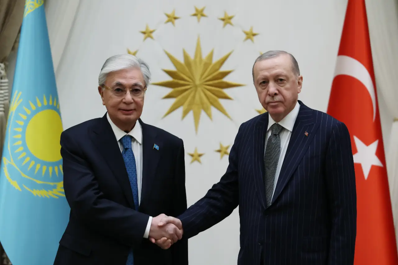 Erdoğan ile Tokayev görüştü: Türkiye-Kazakistan ilişkilerinde yeni adımlar vurgusu