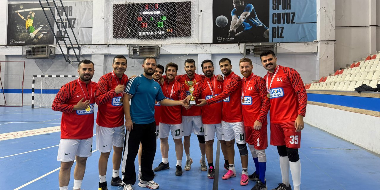 Şırnak'ta Kamu Spor Oyunları Futsal İl Birinciliği Tamamlandı