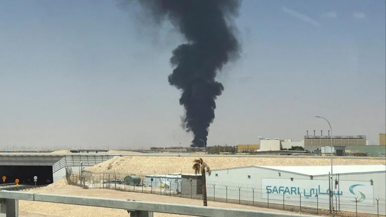 Suudi Arabistan'da Havalimanlarına Düzenlenen Saldırılarda Can Kaybı 19'a Yükseldi