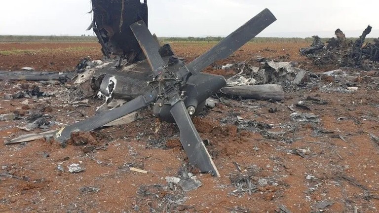 Suudi Arabistan’ın askeri helikopteri düştü