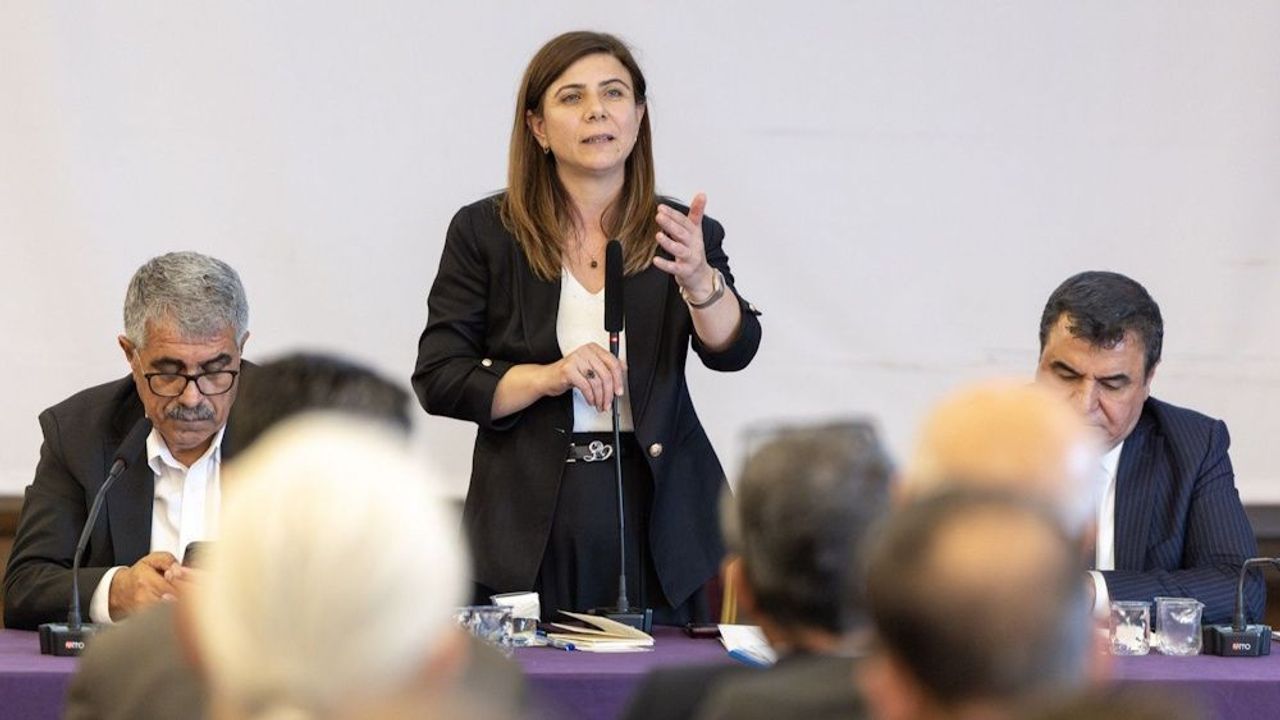 Diyarbakır'da esnaf temsilcilerinden seyyar satıcı uyarısı: Denetimlerin artırılması istendi