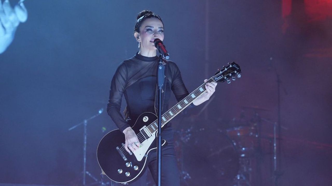 Diyarbakır, festivale rock ile veda etti: Fatma Turgut sahne aldı