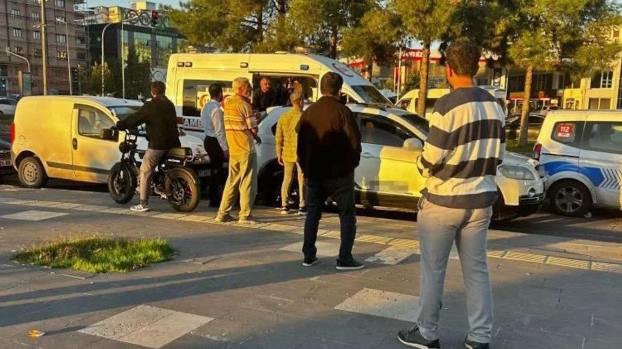 Diyarbakır'da trafik kazasının ardından sürücüler arasında kavga çıktı