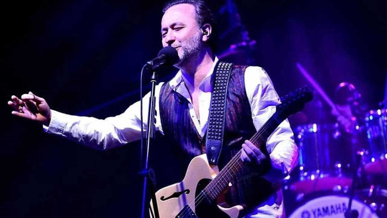 Şarkıcı Nev yeniden entübe edildi, yakınlarından kan bağışı çağrısı geldi