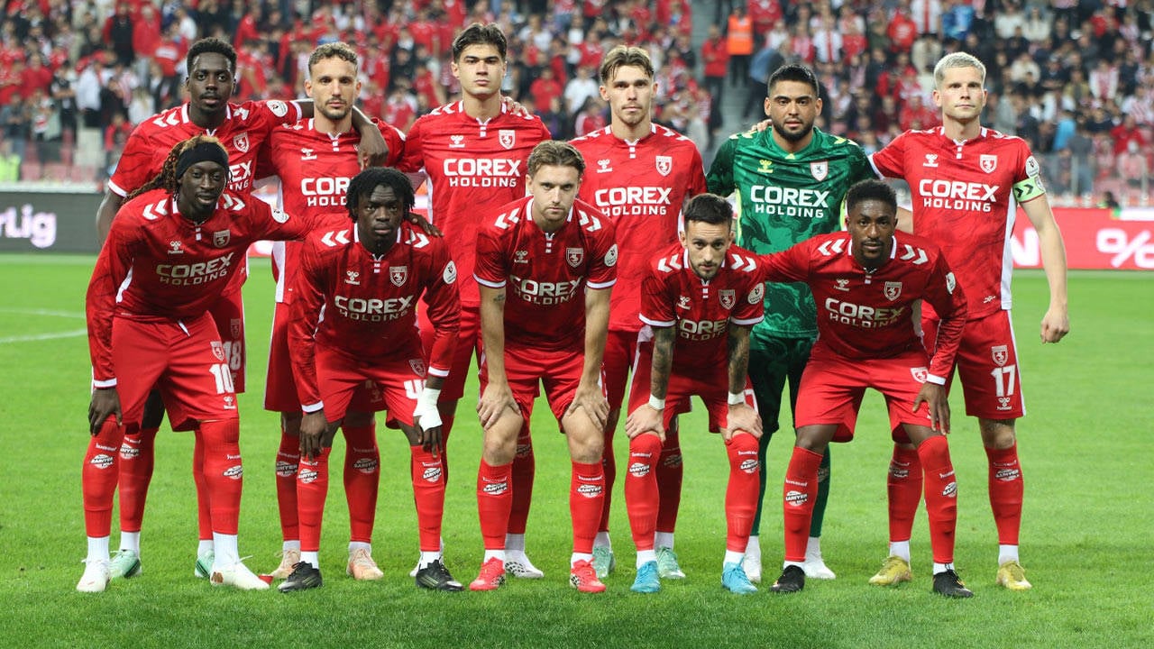 Amedspor, deplasmanda Samsunspor'u 2-1 yenerek rakibini tarihinin en kötü serisine mahkûm etti