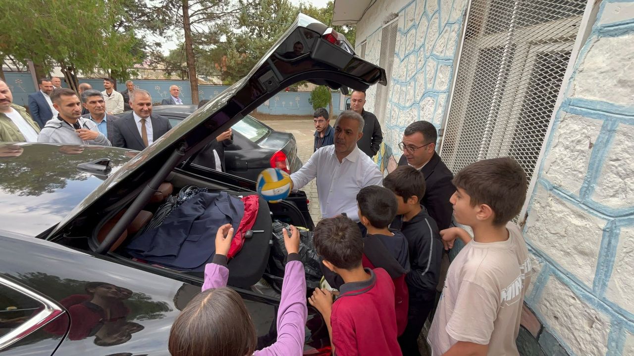 Şansi’den Beyçayırı Köyü Öğrencilerine Sabah Sürprizi