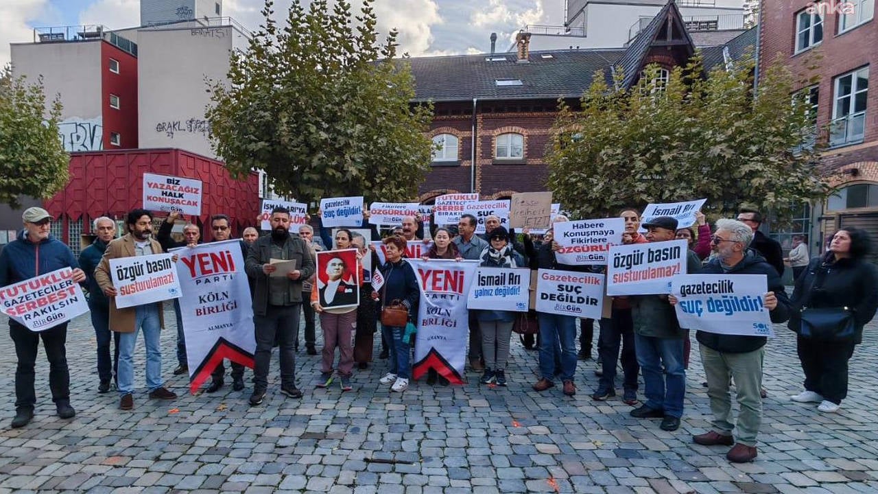 Türkiye'deki basın baskılarına Almanya'nın Köln kentinde tepki